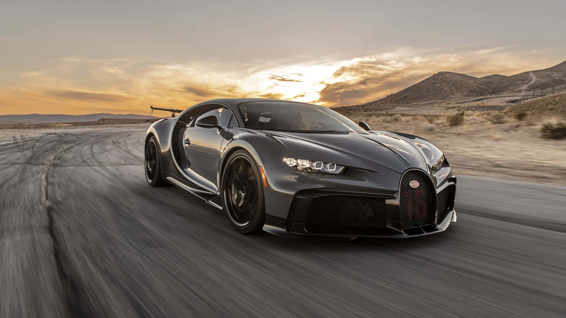 1920 X 1080 Car Glossy Black Bugatti Chiron Background