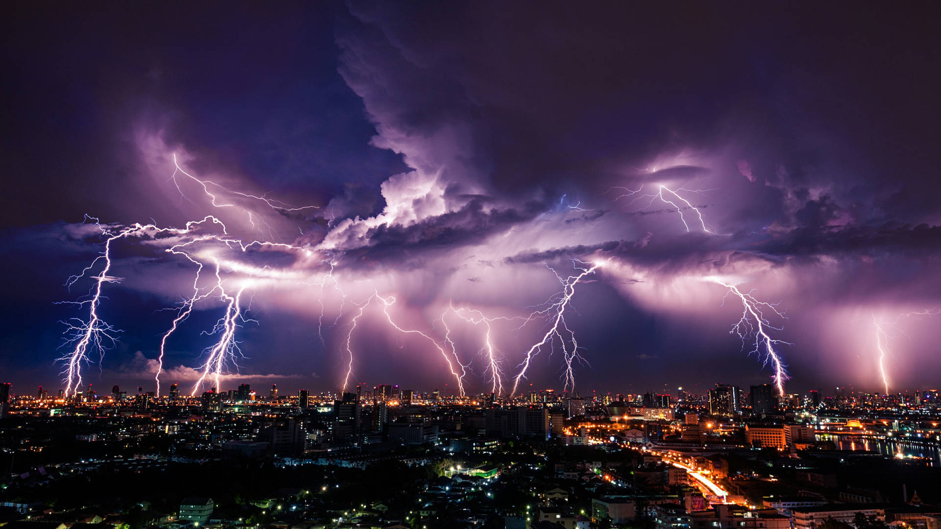 1920 X 1080 Night City Thunderstorm Clouds