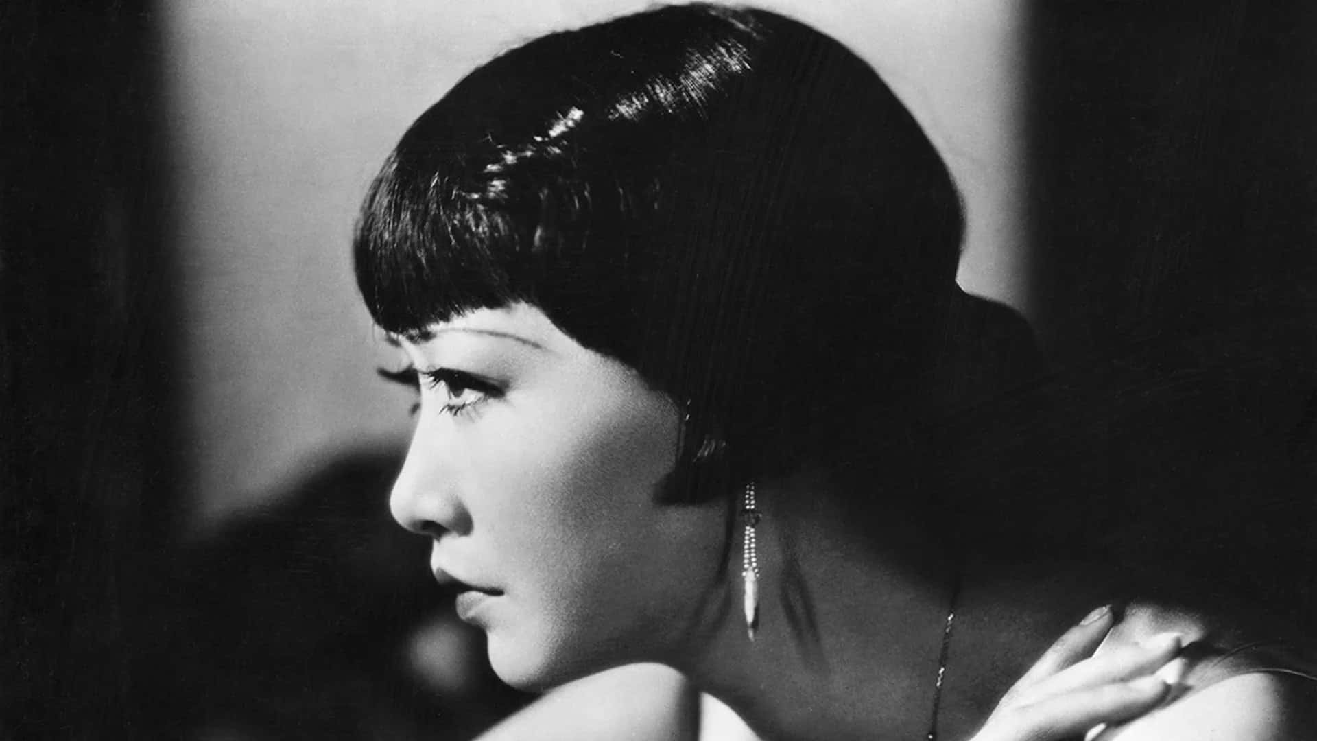 1920s Flapper Girl Profile