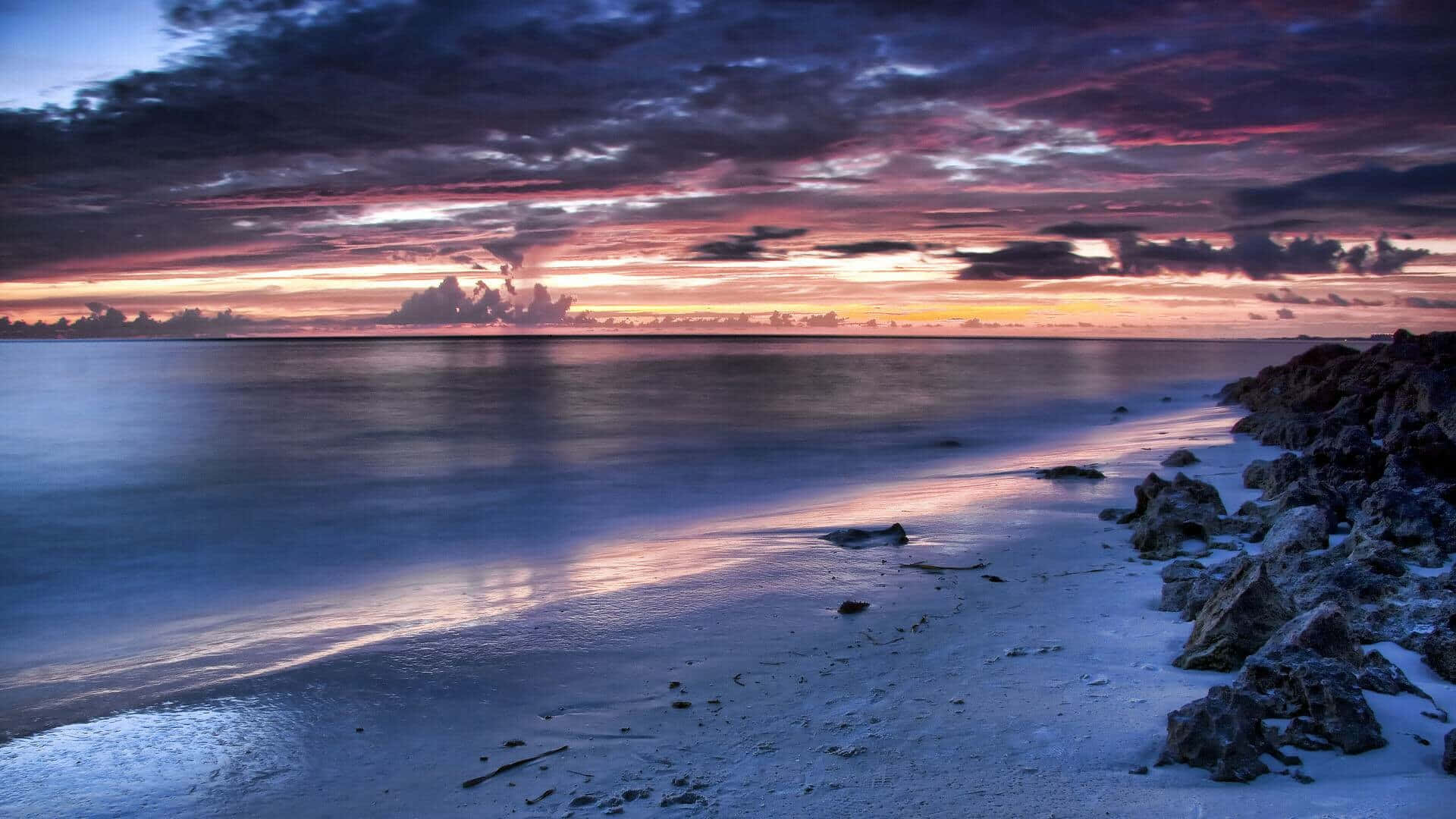 1920x1080 Hd Beach At Dusk Background