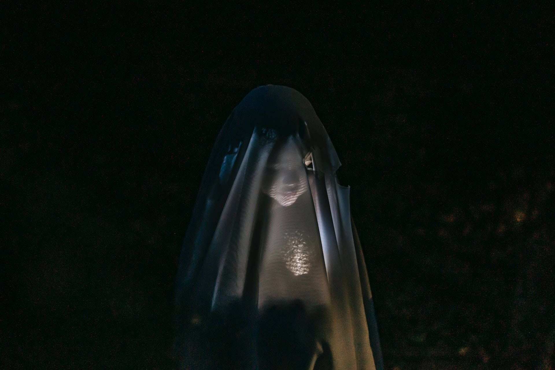 1920x1080 Hd Dark Veiled Woman Background