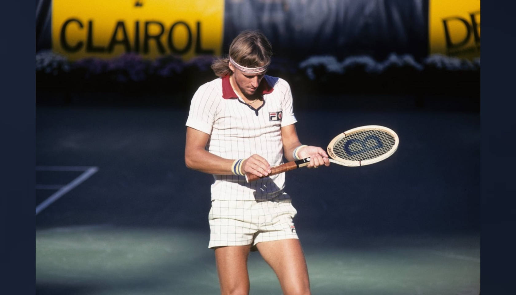 1980 Wimbledon Men's Finals Björn Borg Bancroft Racquet Background