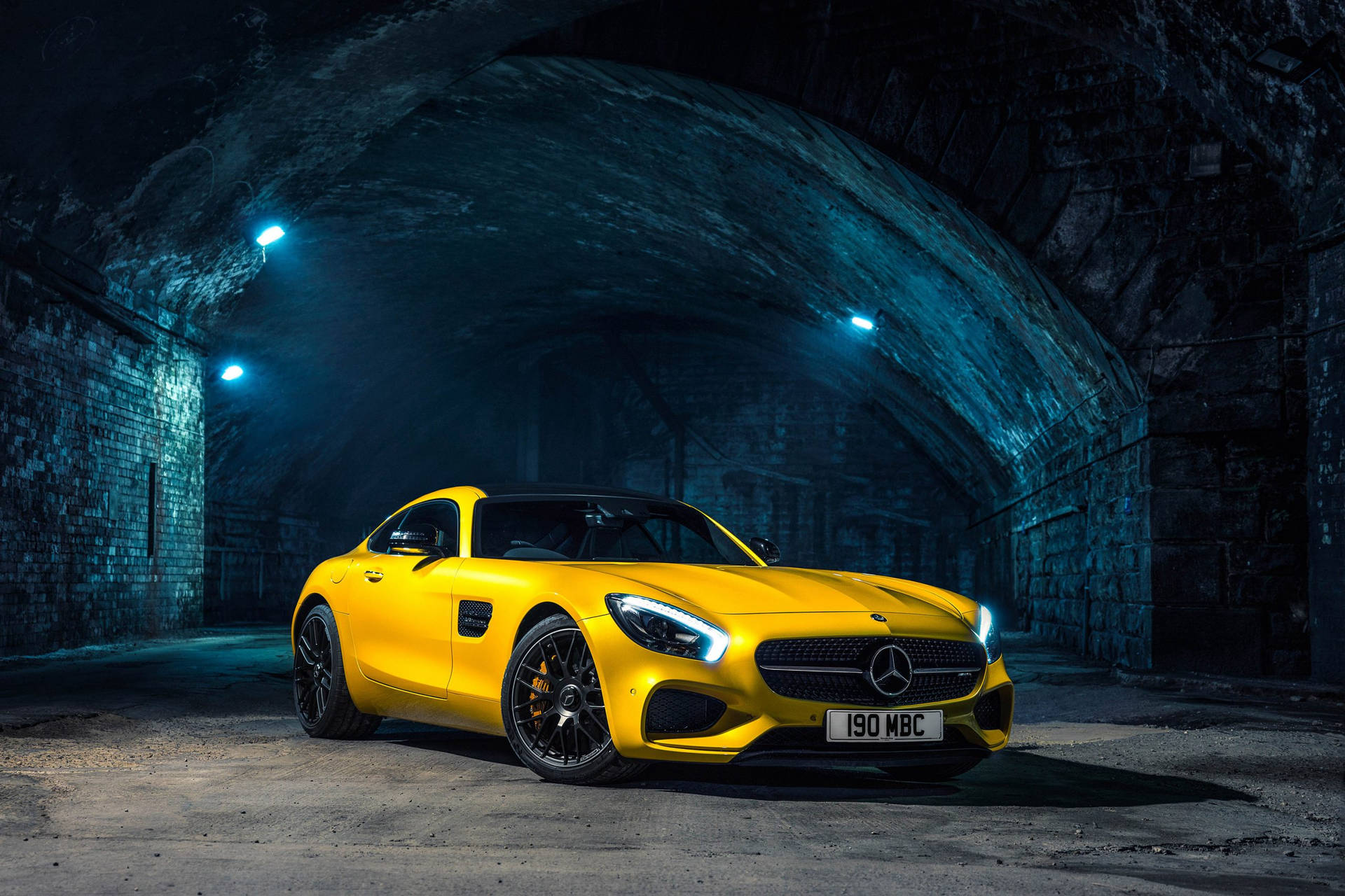 2016 Yellow Mercedes-benz Amg Background