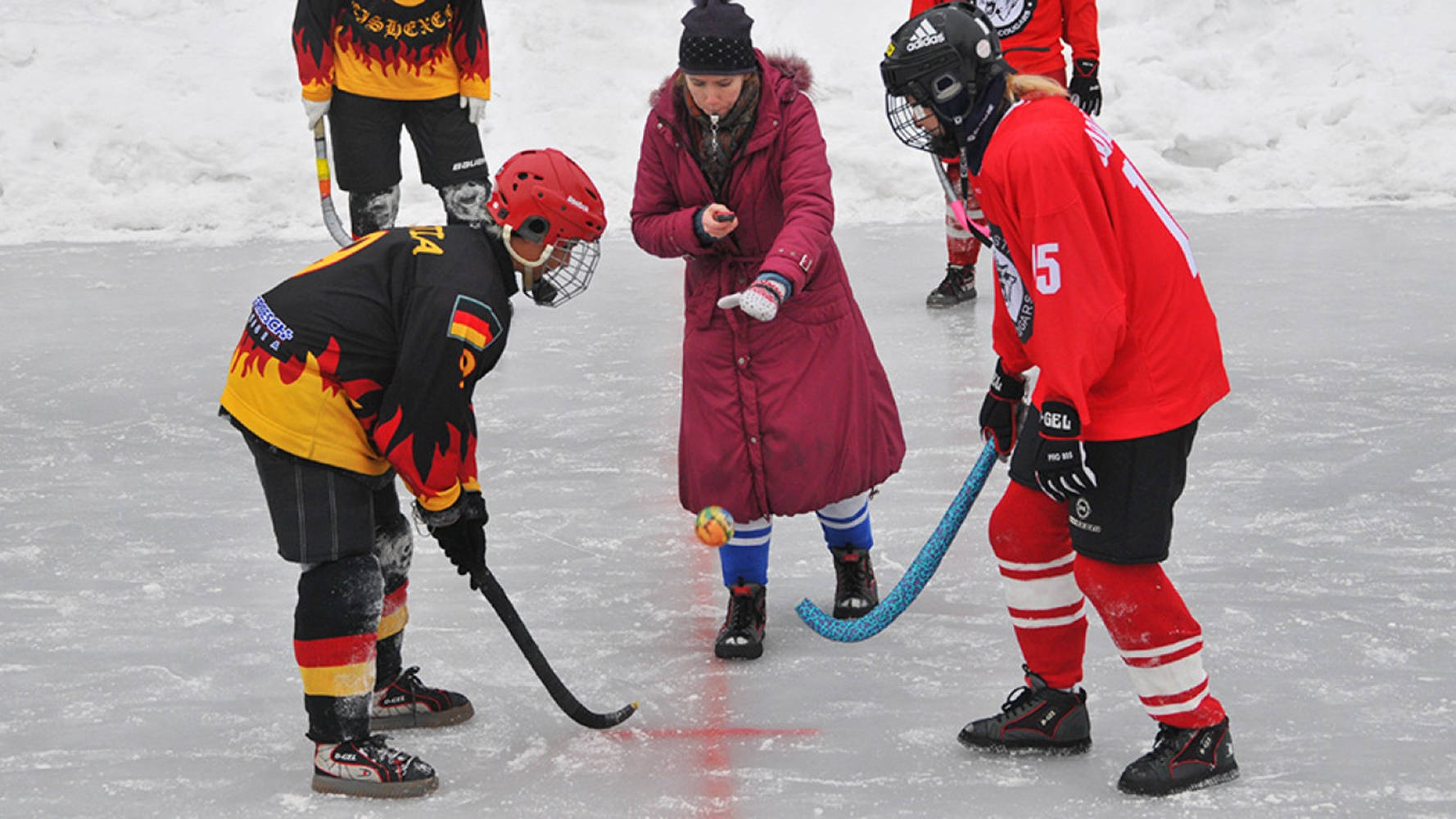 2018-2019 Moscow Broomball Season Background