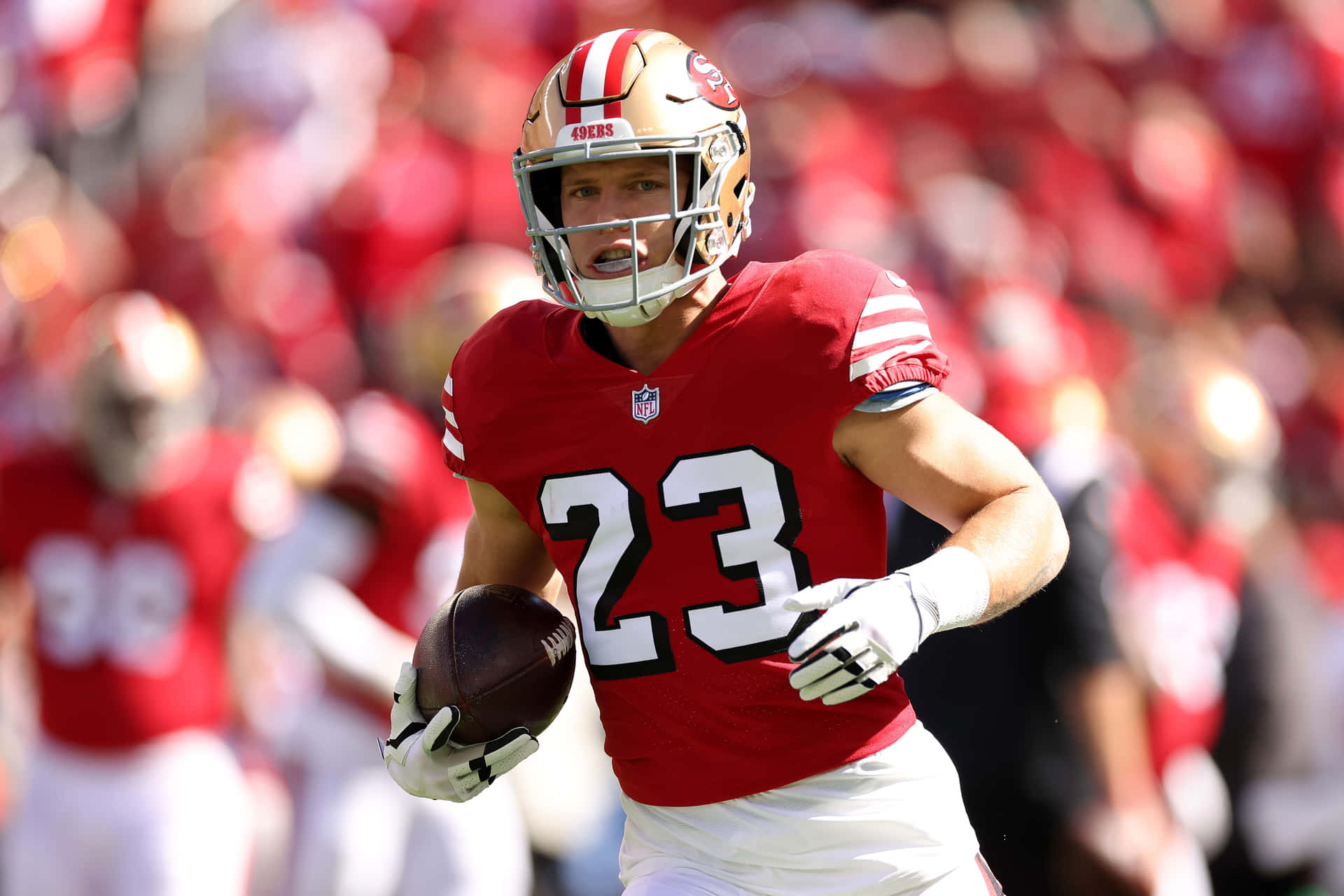 2019 Nfl Season – Carolina Panthers Running Back Christian Mccaffrey Background