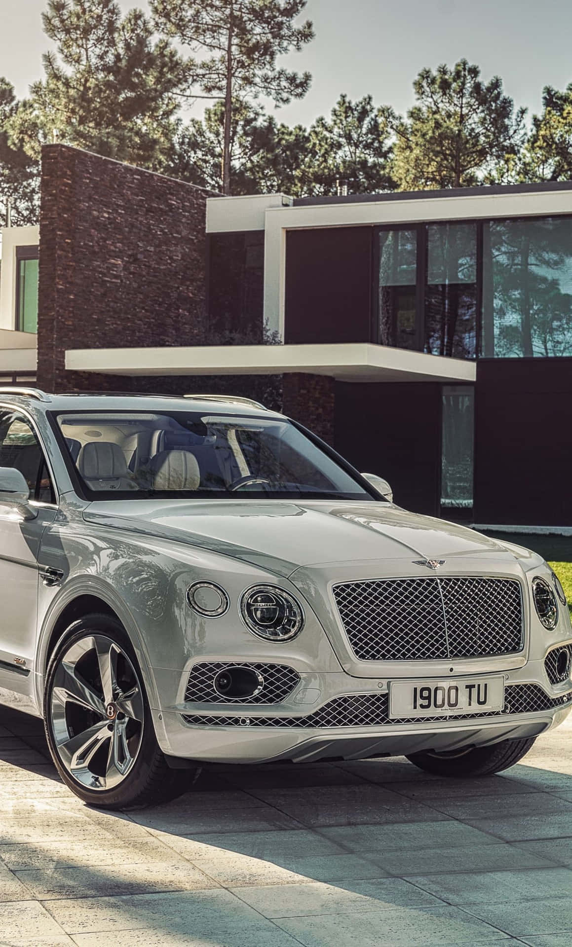 2020 Bentley Flying Iphone Background