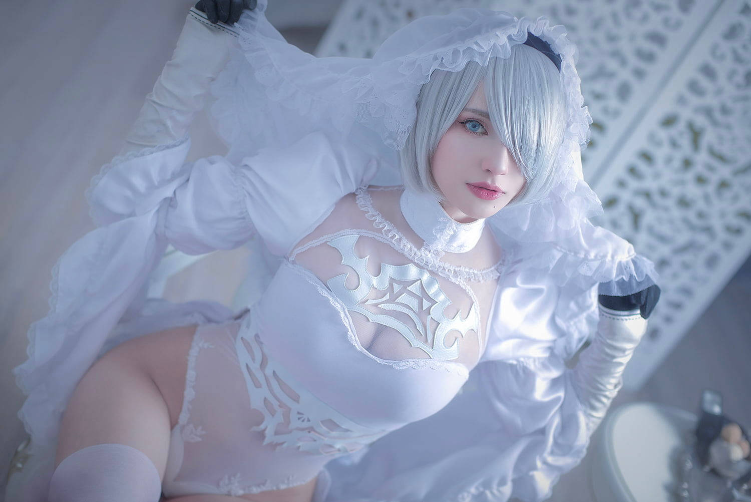 2b Woman Beautiful Cosplay Background