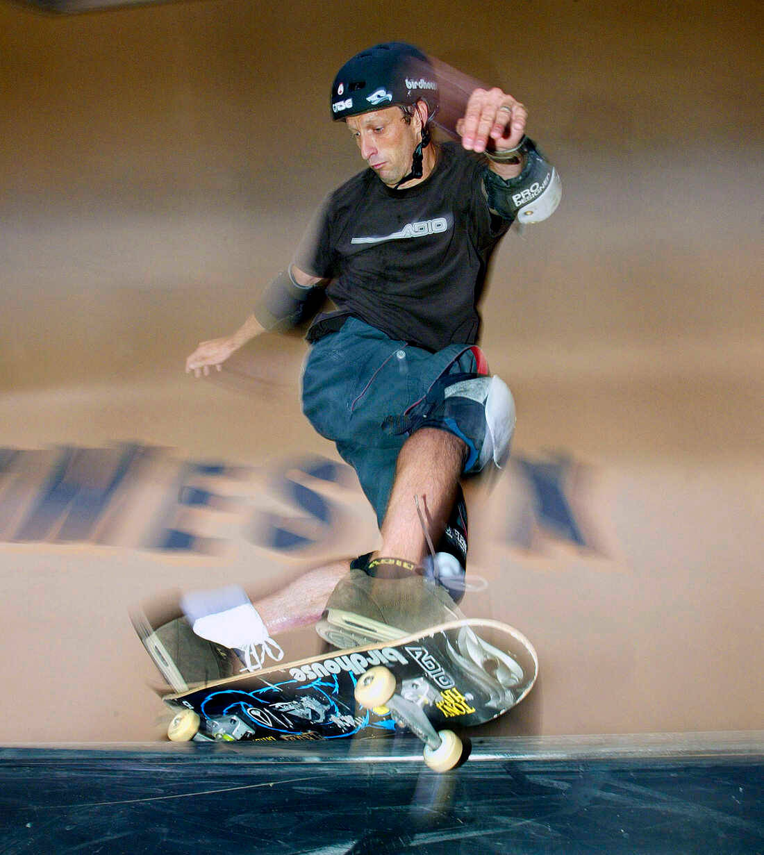 360 Spin Skateboarding