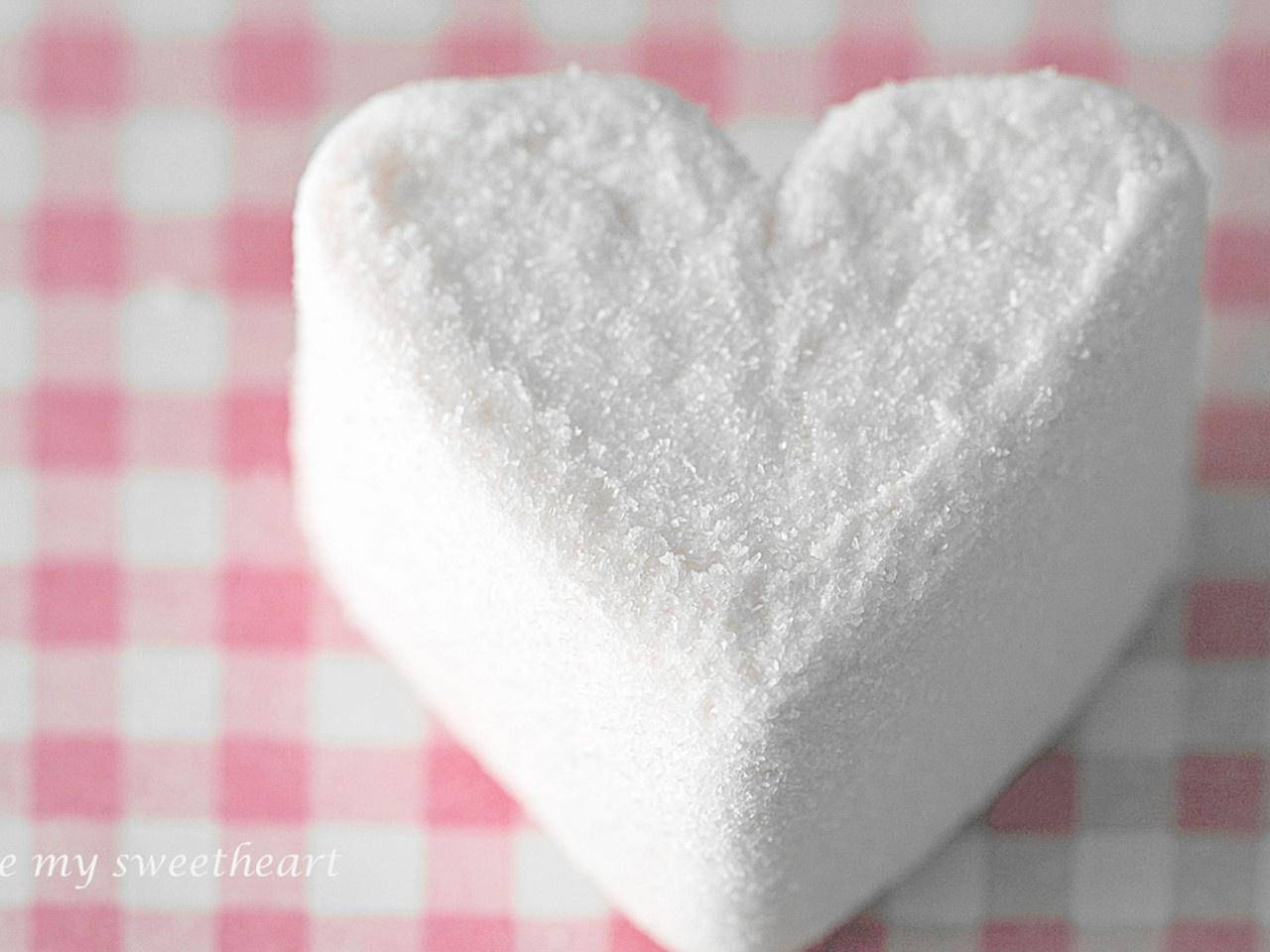 3d Powdery White Marshmallow Heart Background