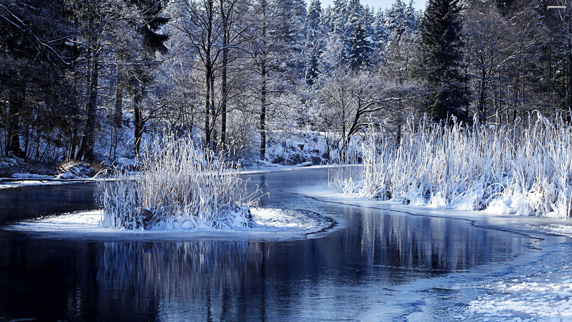 4k 16:9 Winter River Background