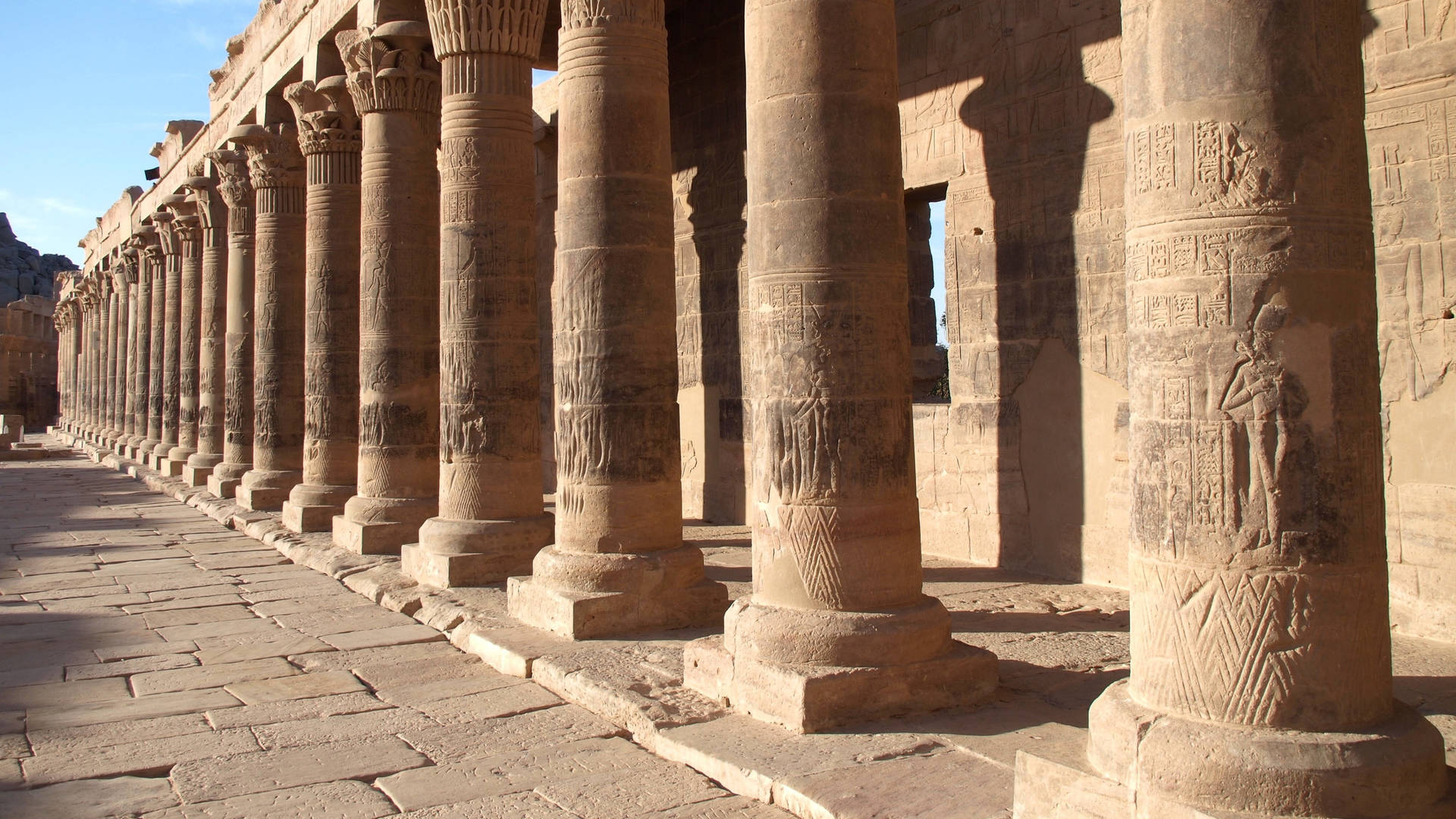 4k Architecture Ancient Columns Background