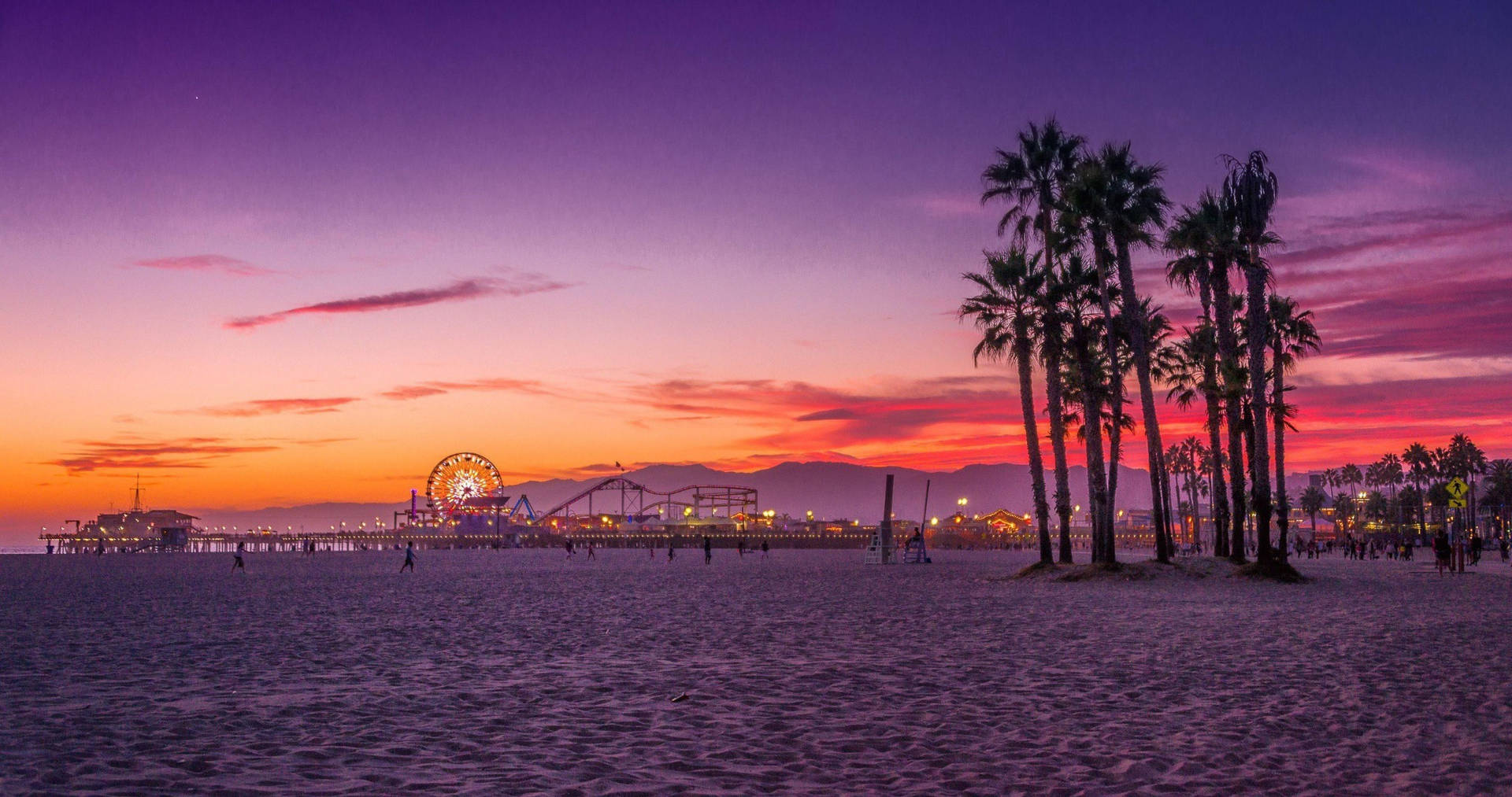 4k Beach With Amusement Park Background