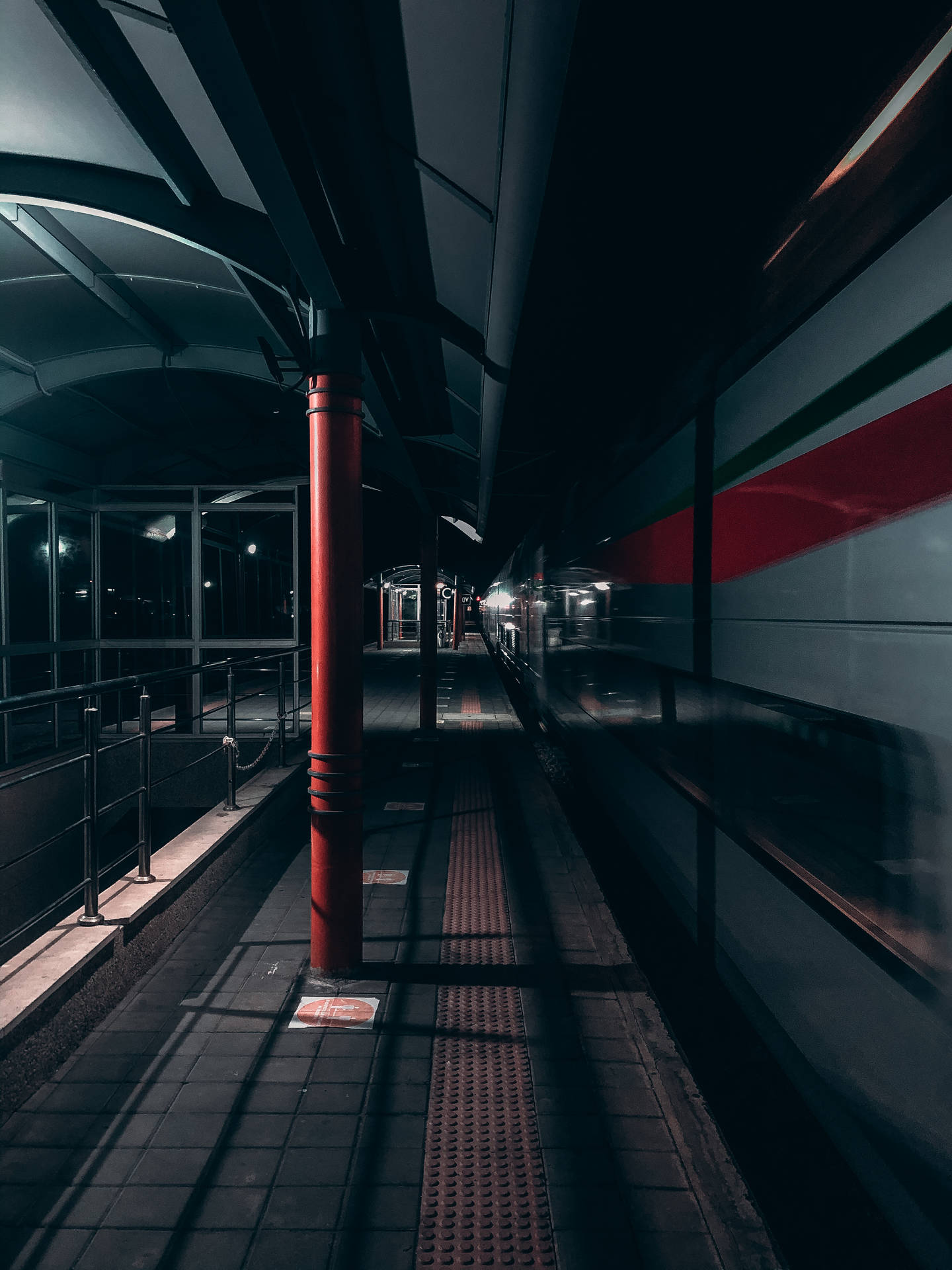 4k Black Toned Subway Photo Background