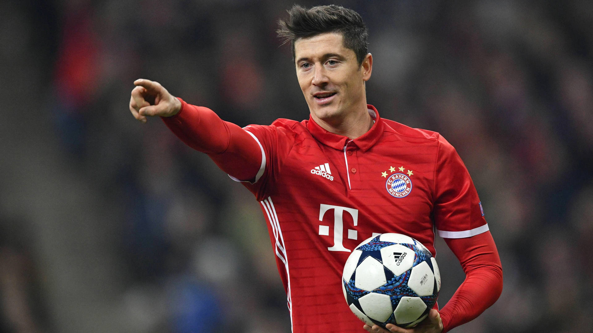 4k Football Robert Lewandowski Background