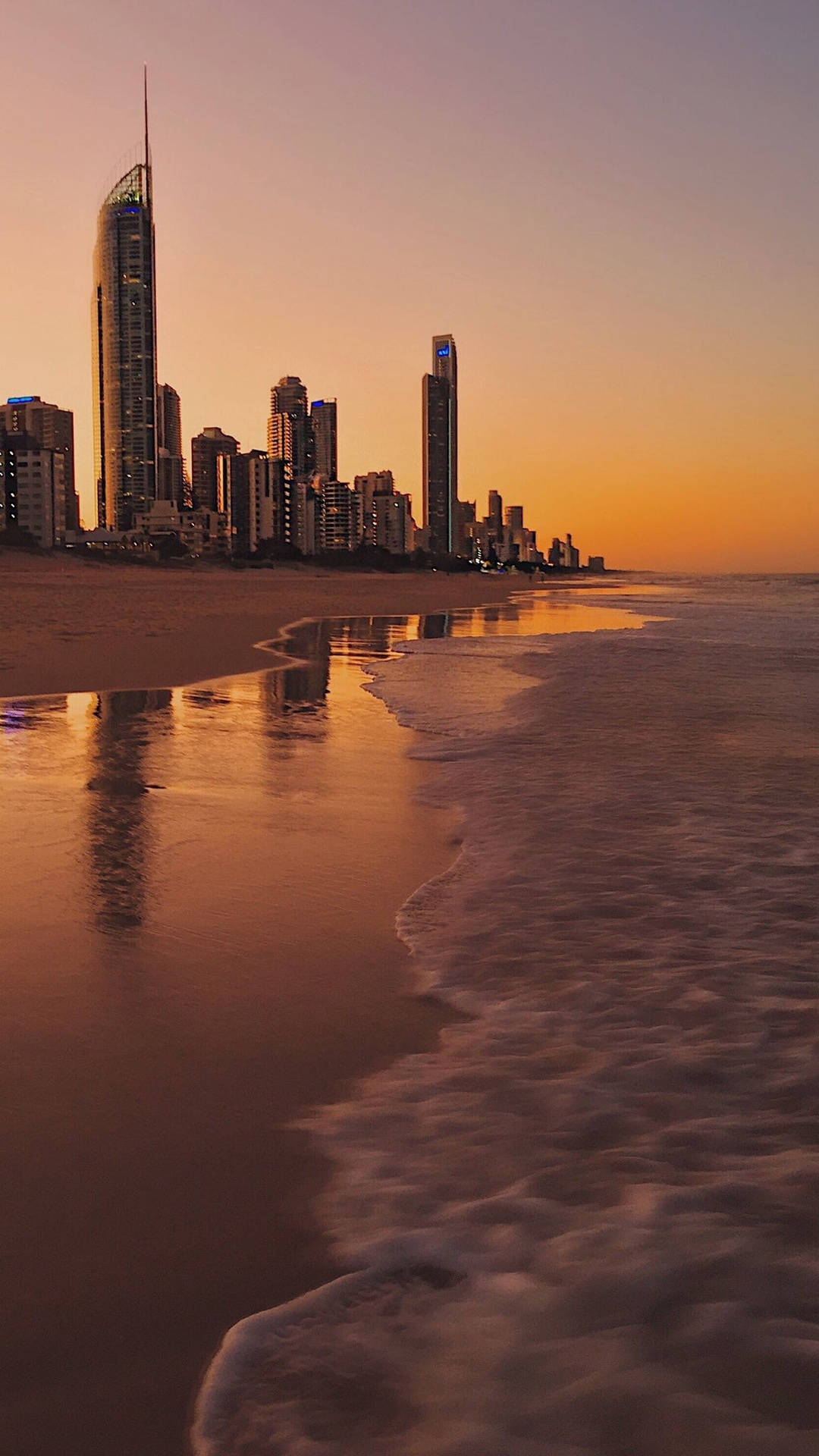 4k Iphone City During Sunset On Beach Background