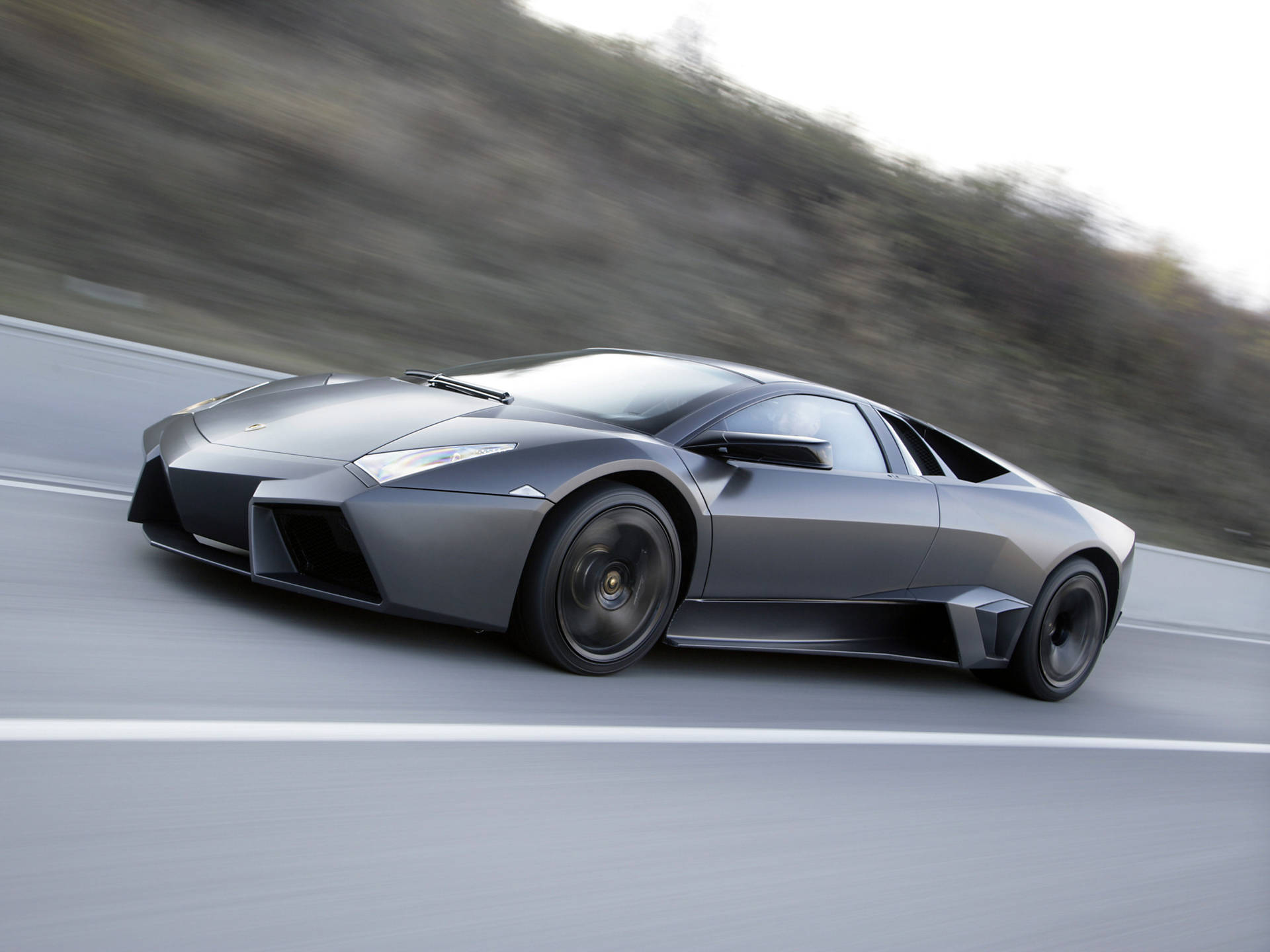 4k Lamborghini In Metallic Grey Background
