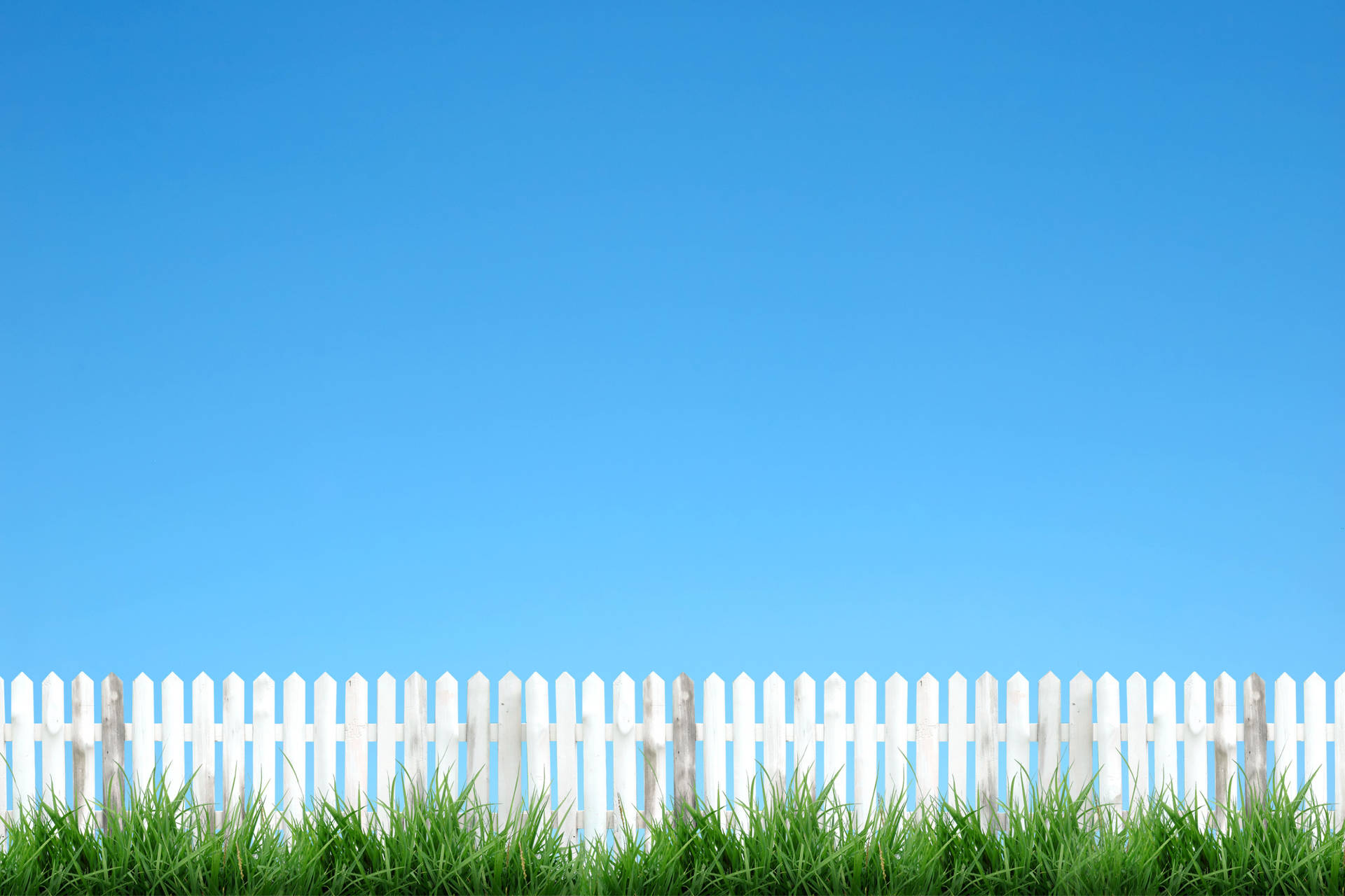 4k Landscape White Fence Blue Sky Background