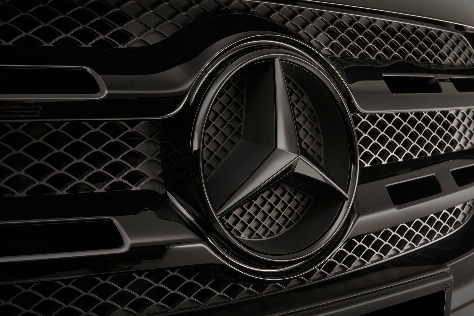 4k Mercedes Matte Black Logo Background