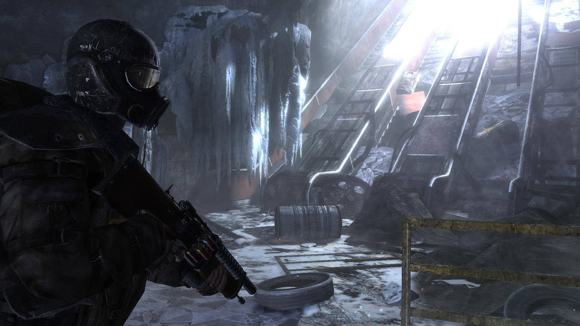 4k Metro 2033 Soldier Looking At Escalator Background