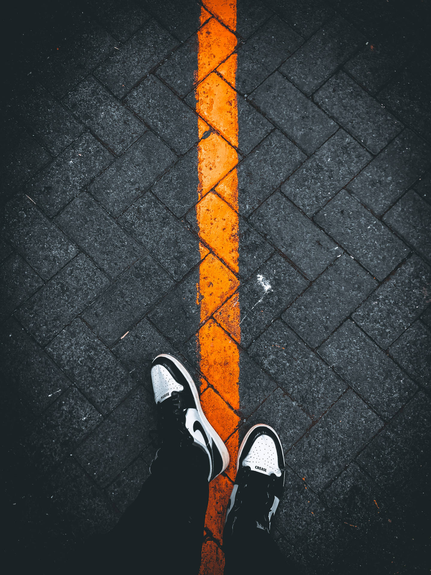 4k Nike Shoes Orange Line Background