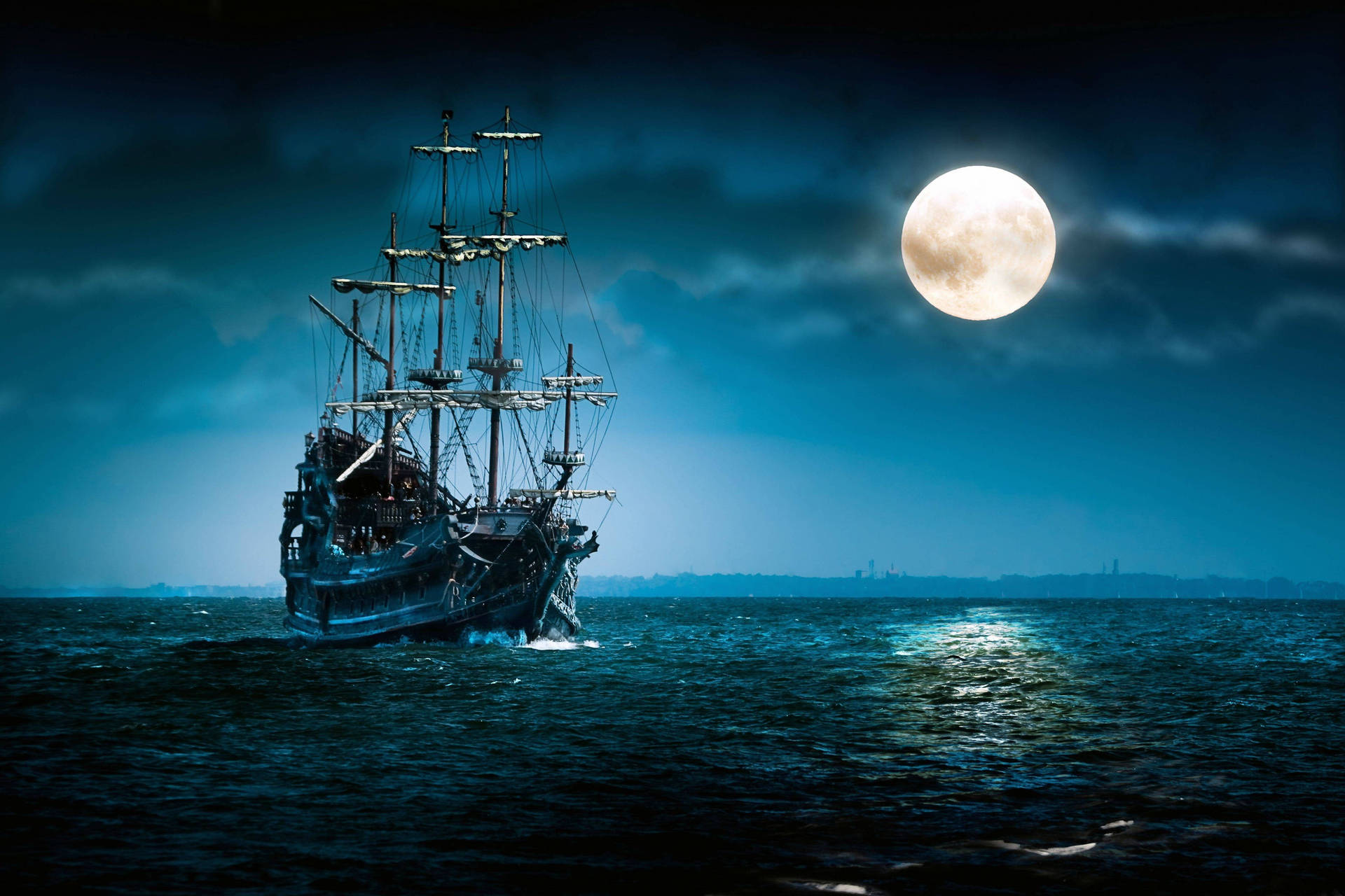 4k Pirate Ship And Full Moon