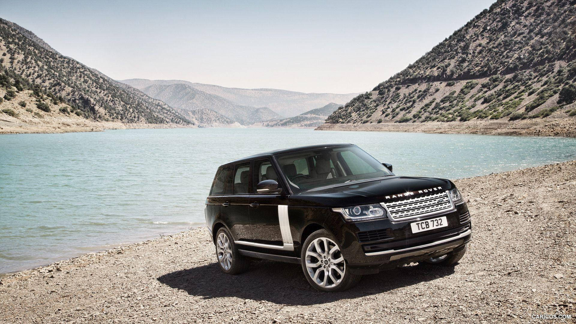 4k Range Rover Seashore Background