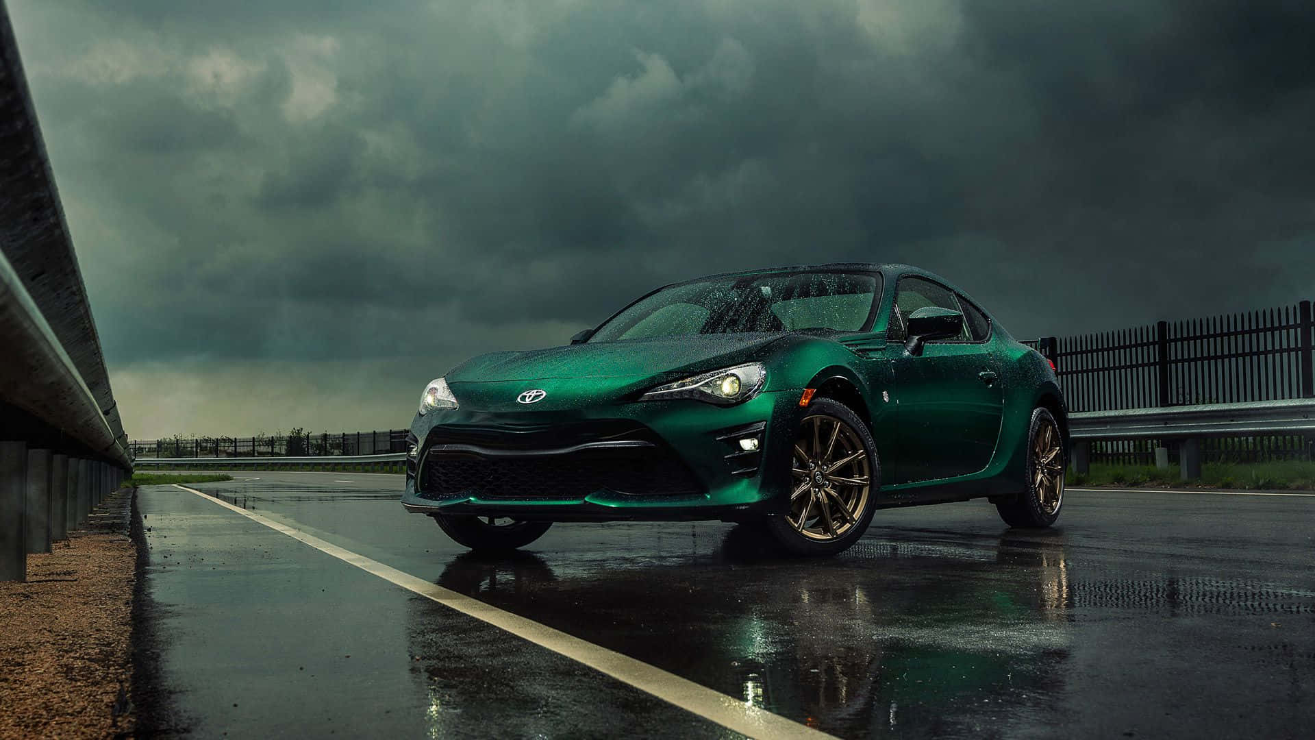 4k Toyota 86 Sleek Green Drift Background