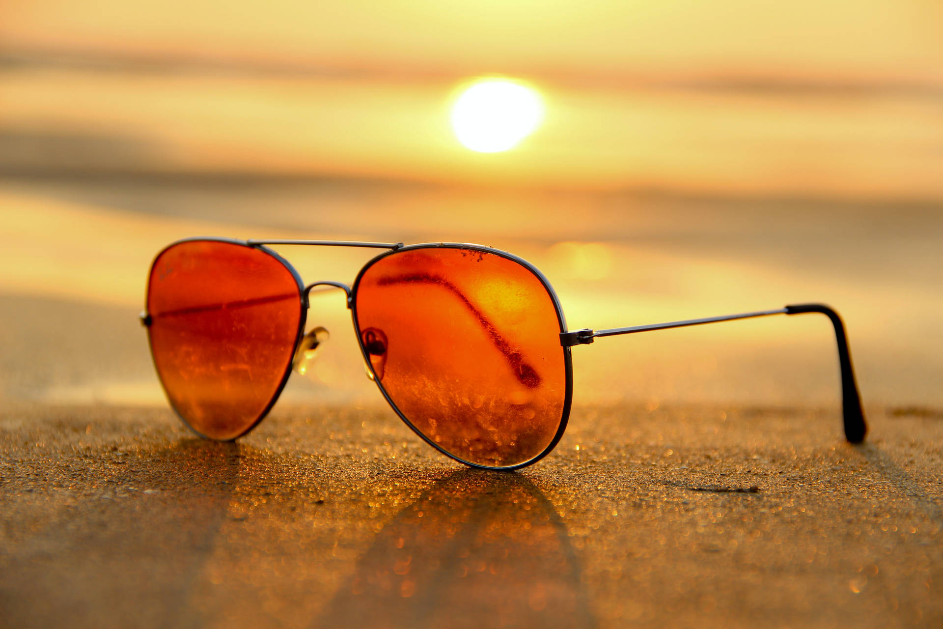 4k Ultra Hd Beach Sunglasses Background