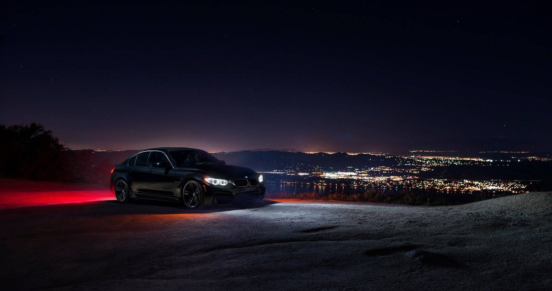 4k Ultra Hd Black Car At Night Background