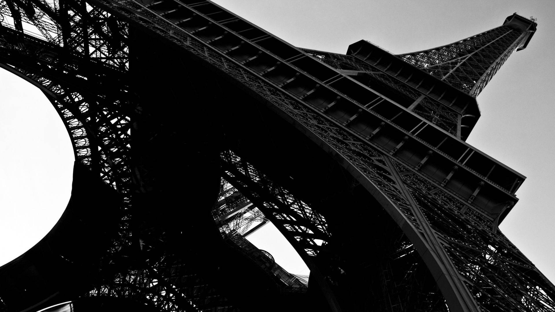 4k Ultra Hd Black Eiffel Tower Background