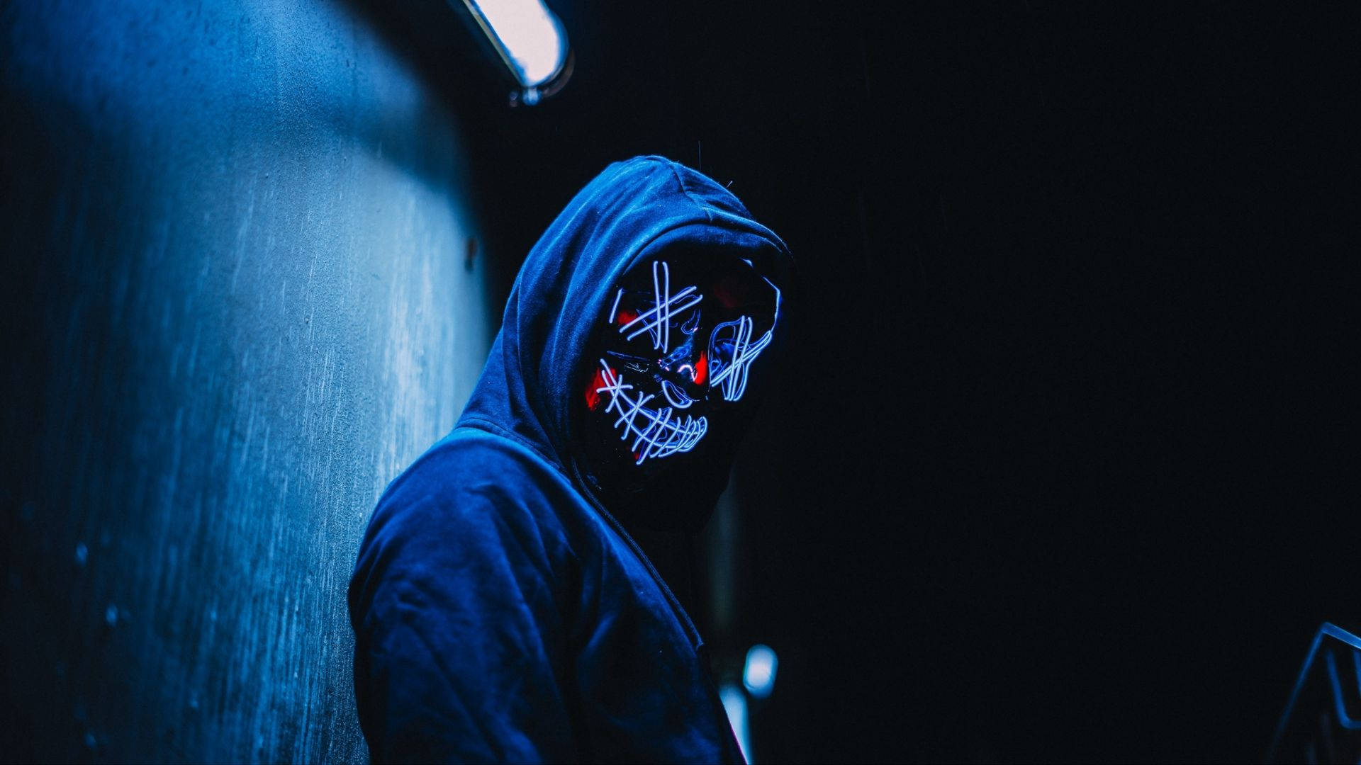 4k Ultra Hd Windows Masked Man Background