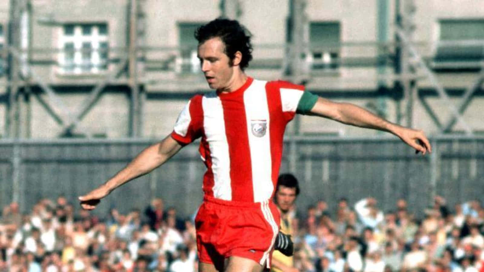 #5 Fc Bayern Munich Franz Beckenbauer Background