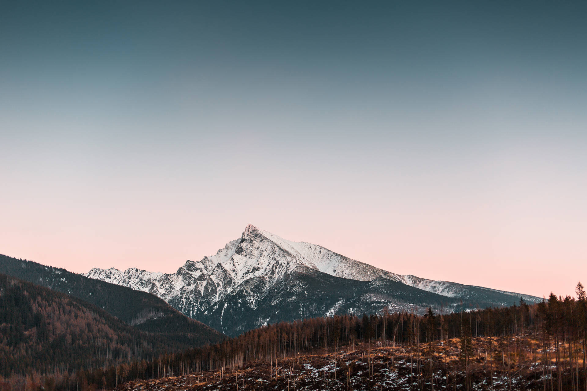 8k Ultra Hd Krivan Mountain Peak Background