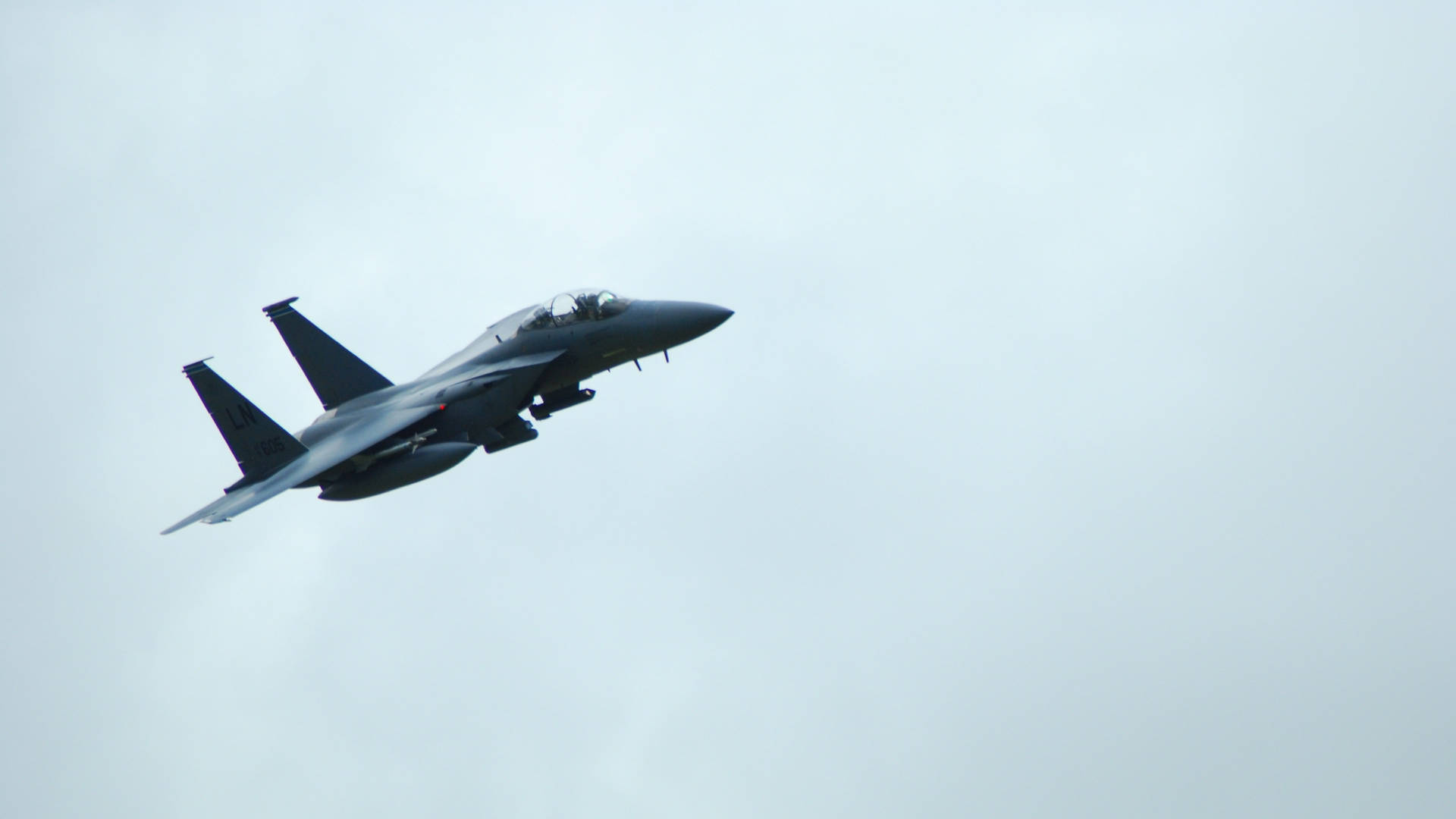 A 4k Fighter Plane In Flight Background