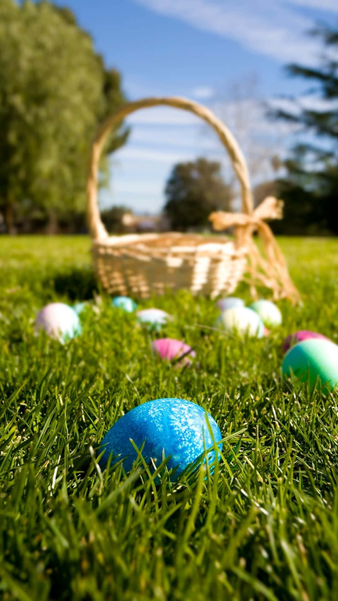 “a Beautifully Decorated Easter Egg Representing New Beginnings!” Background