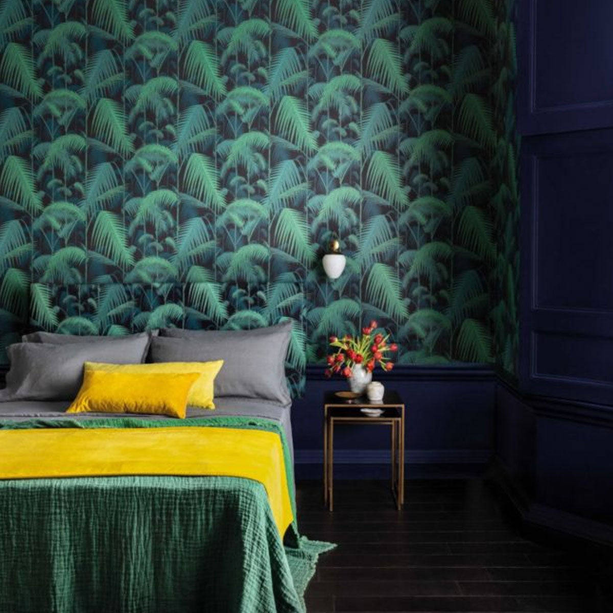 A Bedroom With Green And Yellow Wallpaper Background