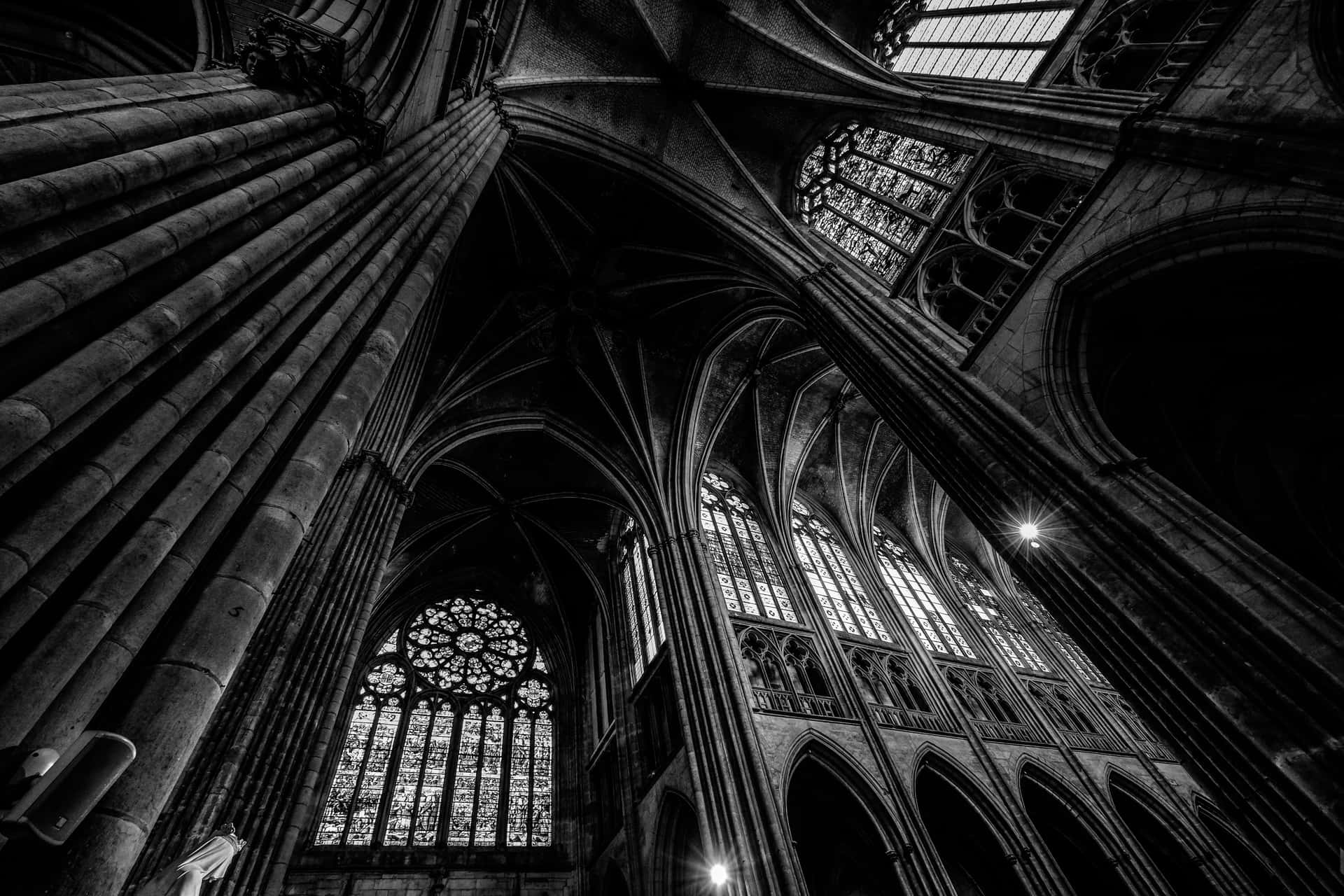 A Black And White Photo Of A Cathedral Background