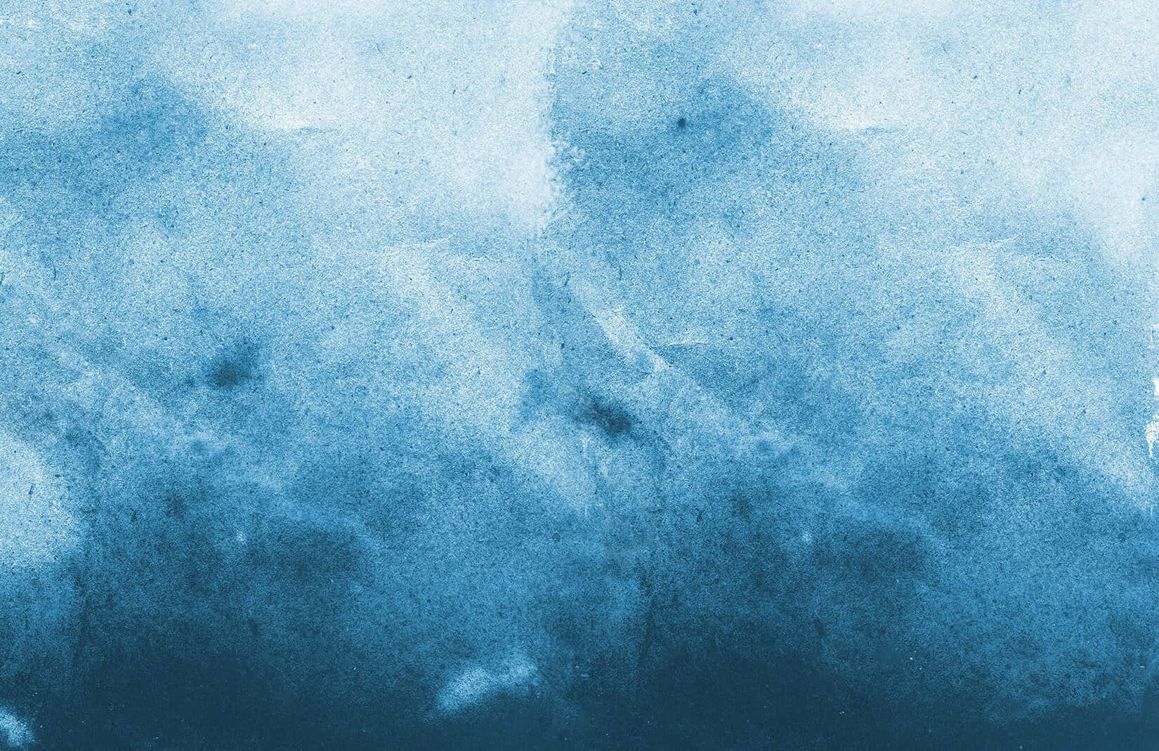 A Blue And White Watercolor Painting Background
