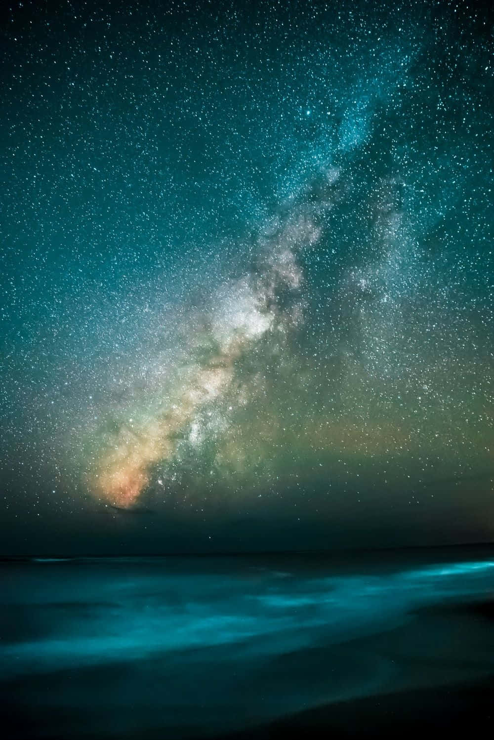 A Breath-taking View Of The Night Sky