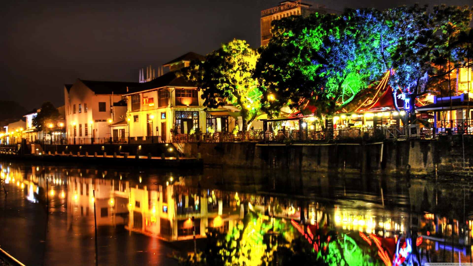 A Breathtaking View Of The Mountains At 4k Ultra Hd Hdr Background