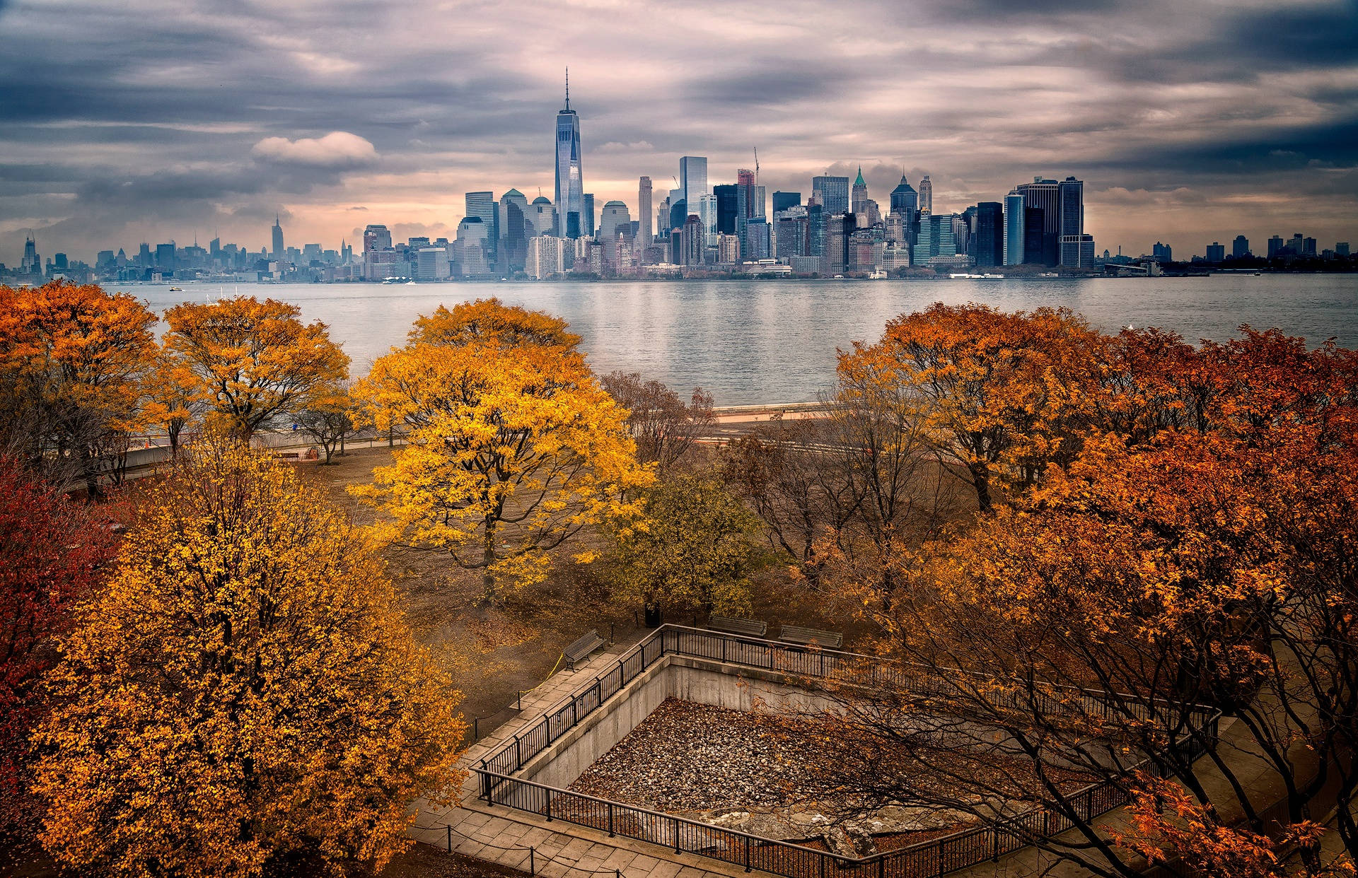 A Charming View Of The New York City Skyline Background