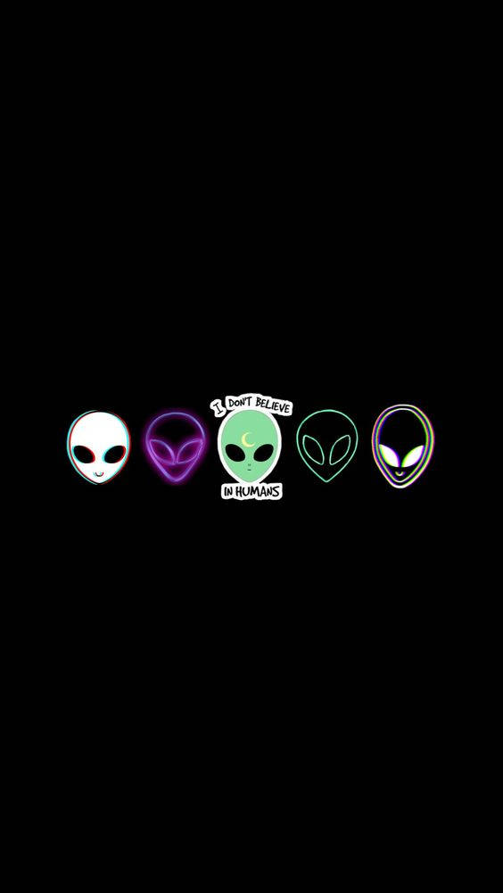 A Cool Alien Stands Out From The Crowd Background