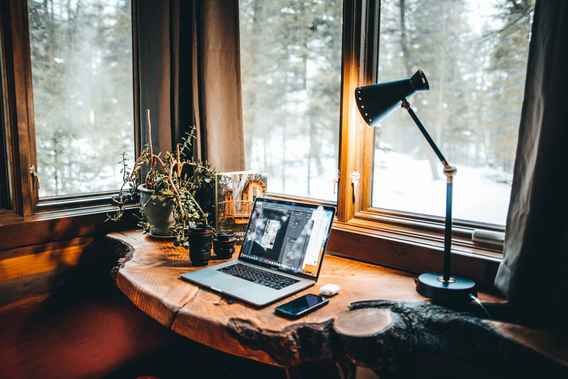 A Cozy Winter Desktop To Extend Your Comfort Zone Background