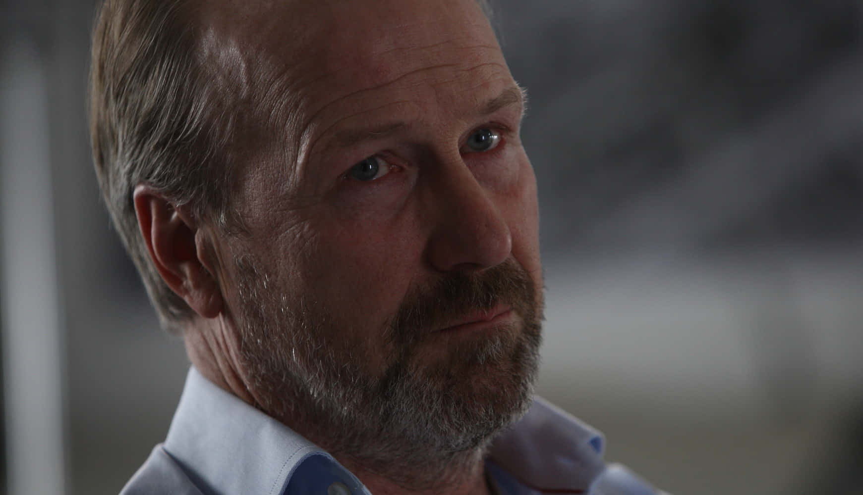 A Distinguished-looking William Hurt In His Prime Background
