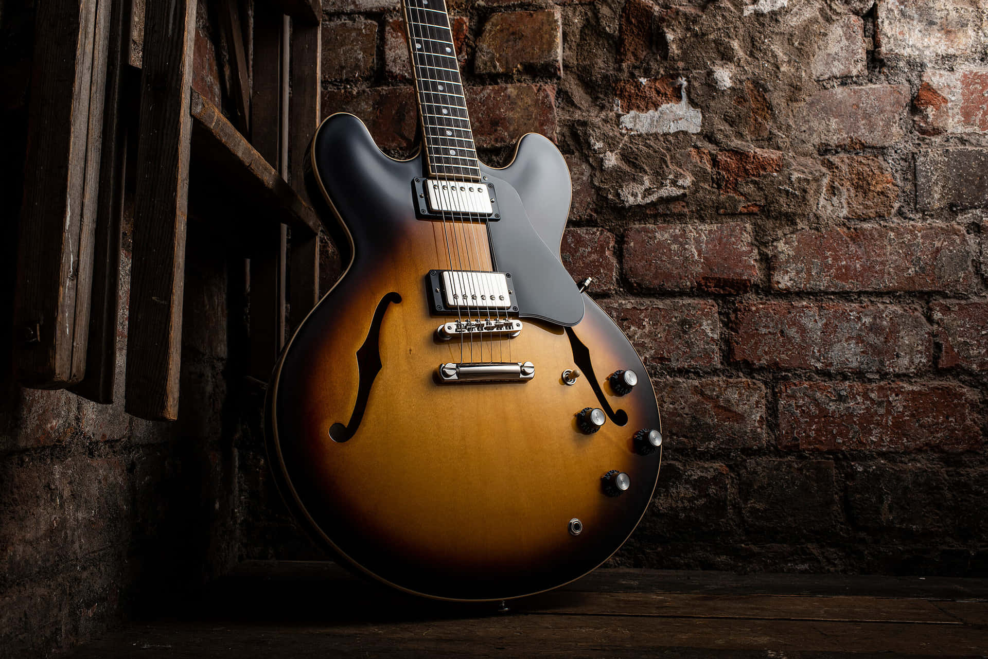 A Gibson 335 Semi-hollow Electric Guitar Background