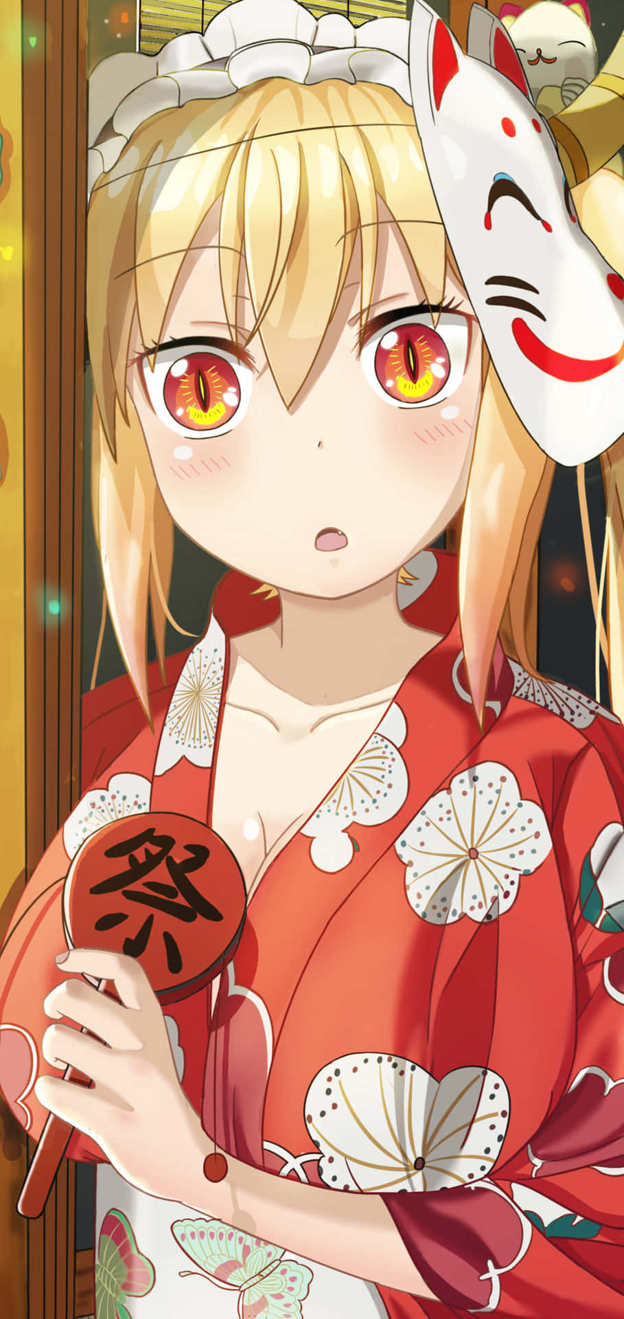 A Girl In A Kimono Holding A Kimono Background