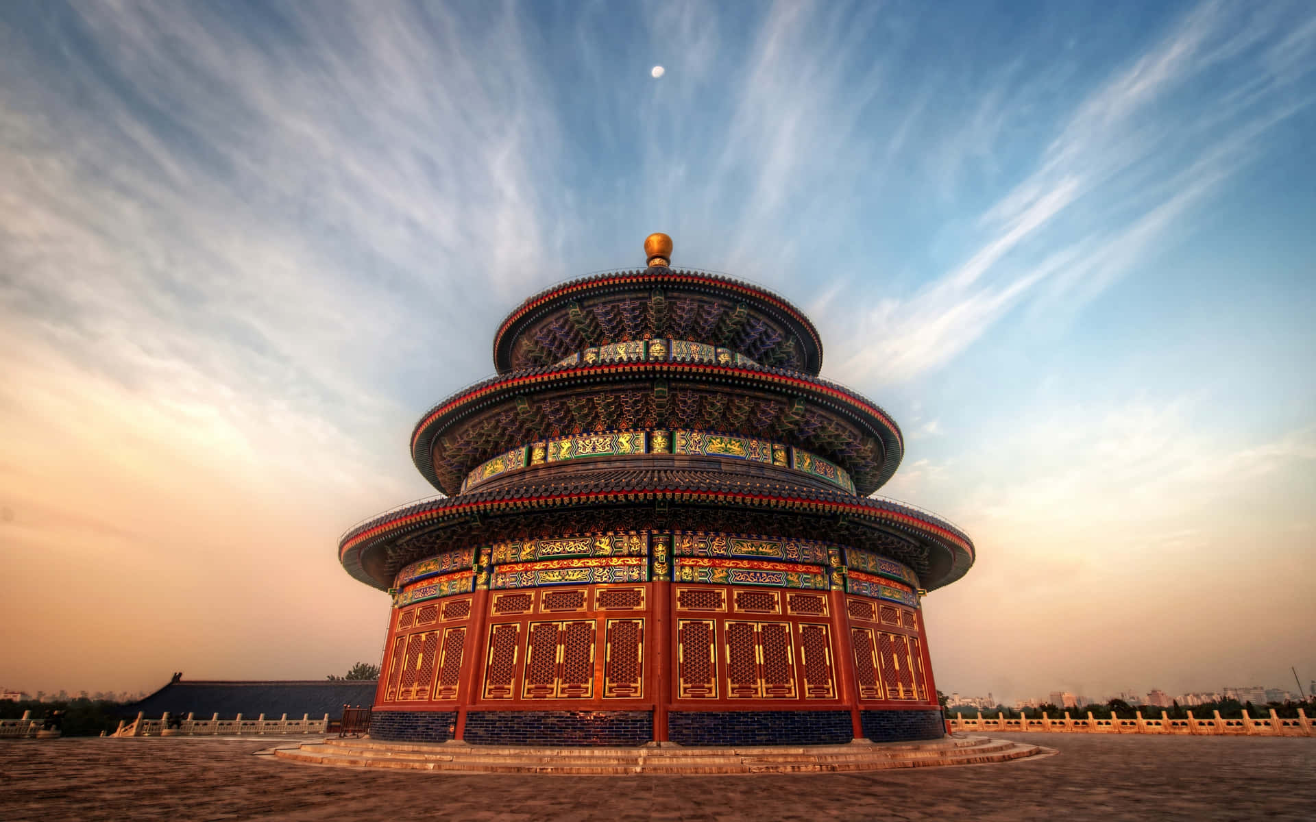 A Great Cloud Formation Above The Temple Of Heaven Background