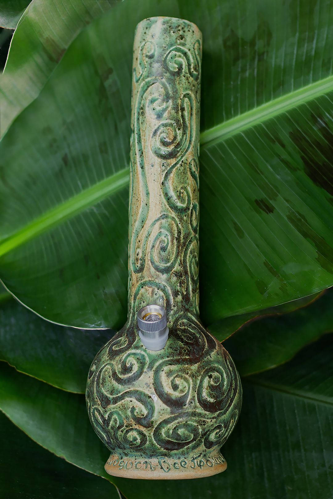 A Green Paint Design Wood Bong Weed Aesthetic Background