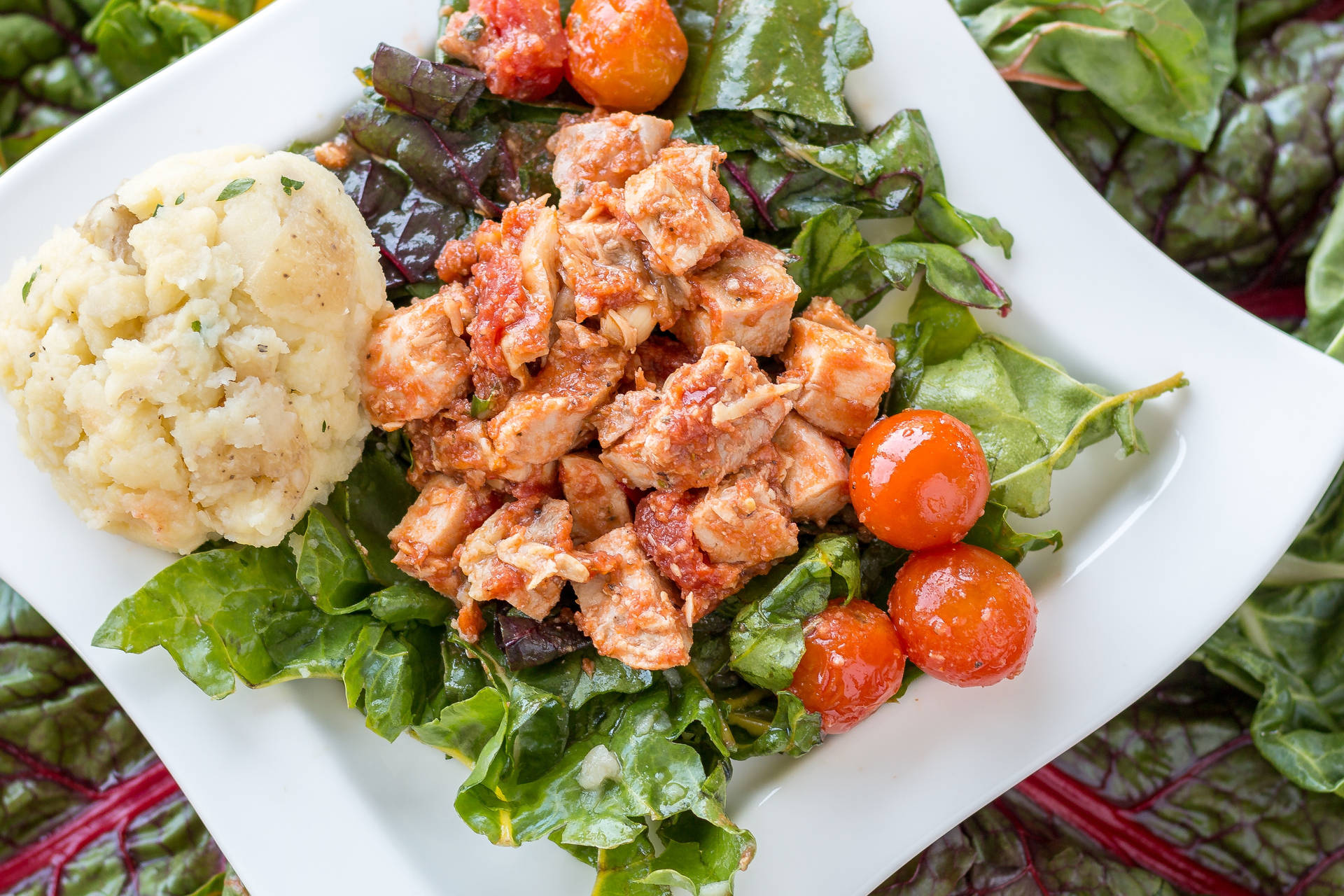 A Heart-healthy Meal: Chicken Salad With Mashed Potatoes Background