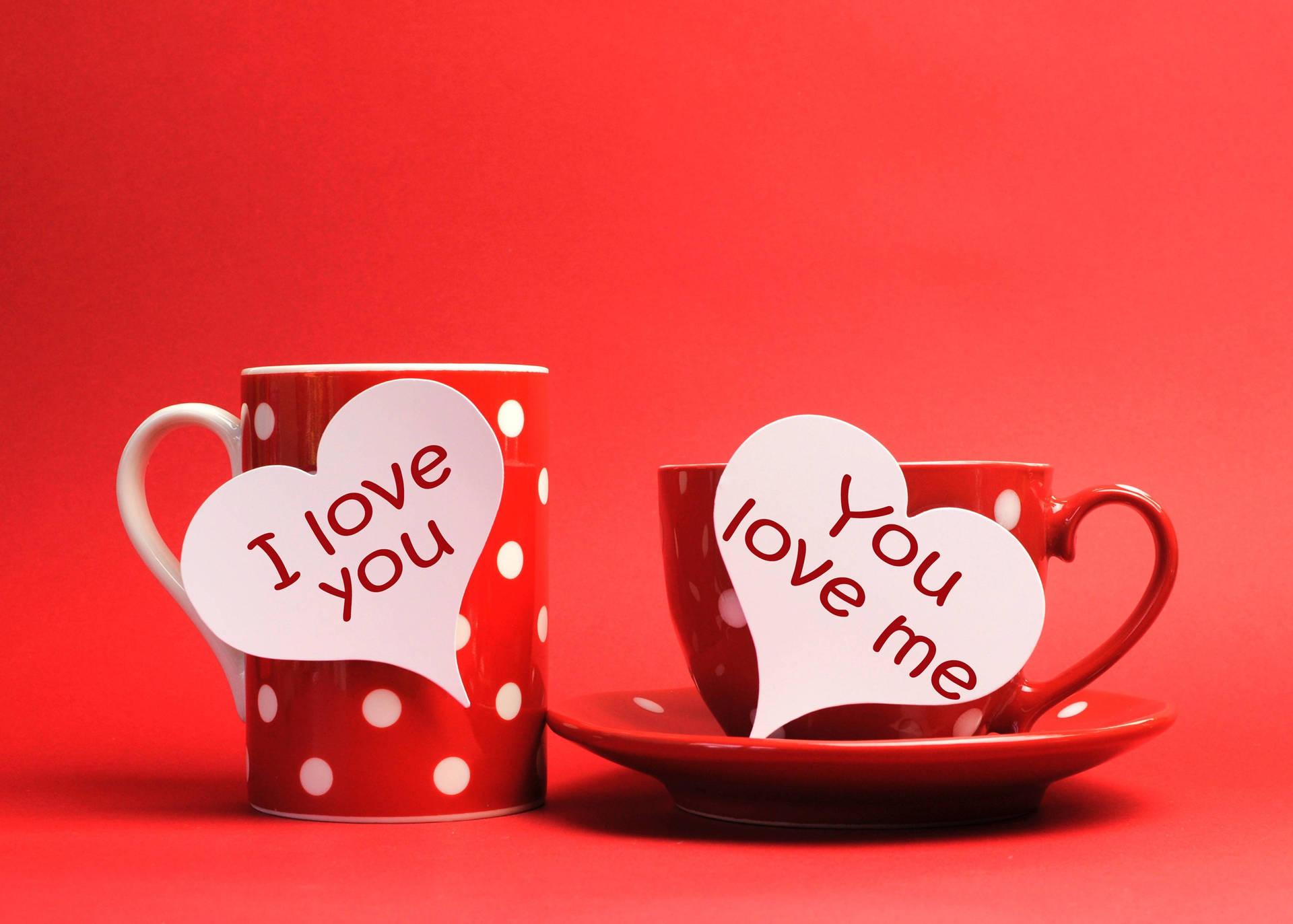 A Lovely Hearts Message On A Coffee Mug And Cup Background